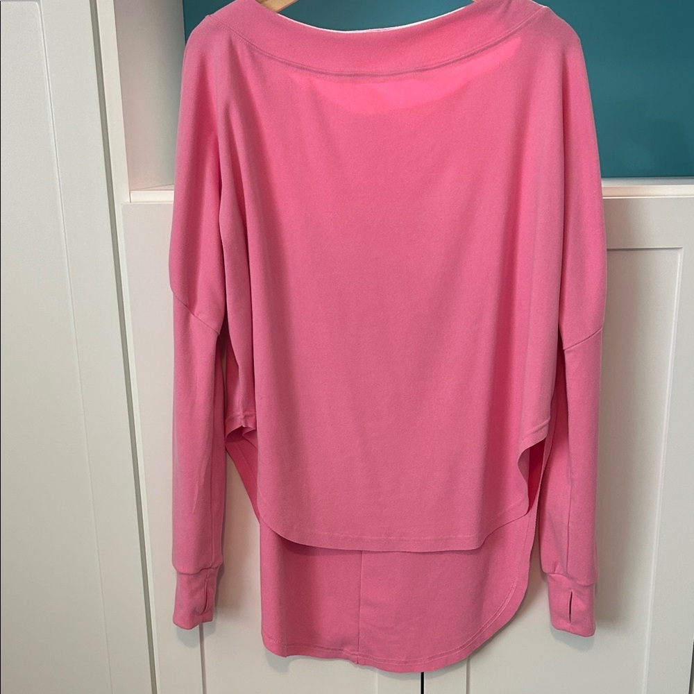 Chic Pink Women's Sweatshirt
